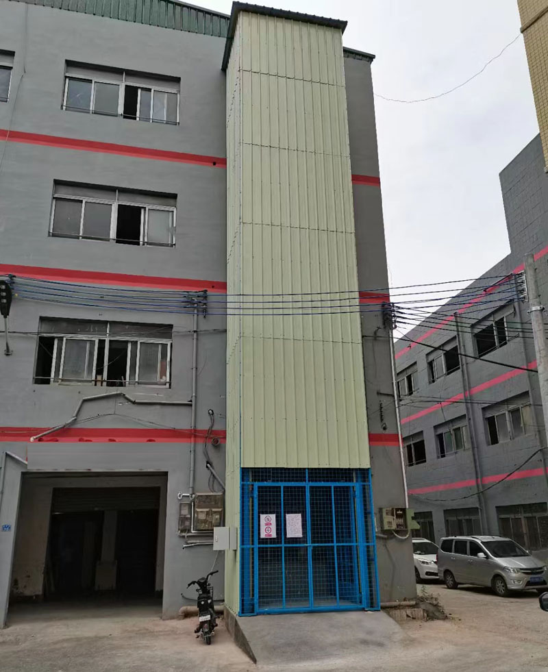 帶外防護(hù)升降貨梯 帶外防護升降(jiang)貨梯